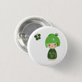 Grünes Kokeshi Dreiergruppe-Button Button (Vorne & Hinten)