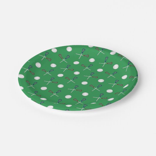 Grünes Lacrossemuster Pappteller (Schrägansicht)