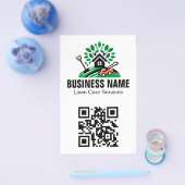 Grünes Landschaftslogo Haus Baum Rasenmäher QR-Cod Flyer (Einzeln)