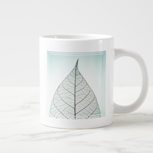 Grünes Leaf-Skelett Jumbo-Tasse (Rechts)