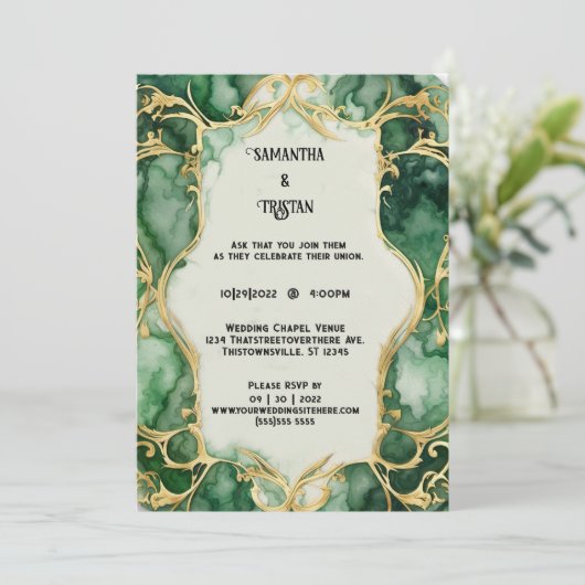 Grünes Marmor Wasserfarben Gold Trim Elegante Hoch Einladung (Stehend Vorderseite)
