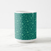 Grünes Mikroben-Muster Kaffeetasse (Mittel)