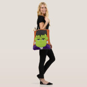 Grünes Monster Tasche (Am Model)