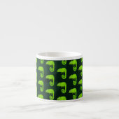 Grünes niedliches Chamäleon Espressotasse (Vorderseite)