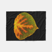 Grünes Orange und gelbes Aspen Leaf #1 Fleecedecke (Vorderseite (Horizontal))