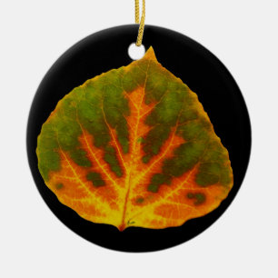 Grünes Orange und gelbes Aspen Leaf #1 Keramik Ornament