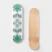 Grünes Ornamental Arabesque Skateboard (Vorderseite)