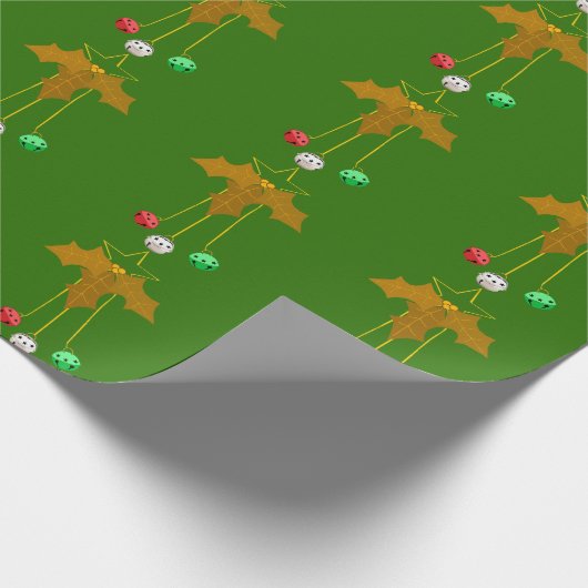 Grünes Papier für Goldrötter und Jingle Bells Geschenkpapier (Ecke)