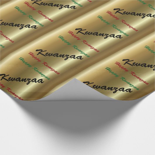 Grünes schwarzes Rot Kwanzaas auf GoldPackpapier Geschenkpapier (Ecke)