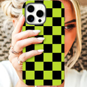 Grünes schwarzes Schachbrett Case-Mate iPhone Hülle