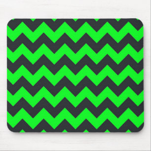 Grünes schwarzes Zickzack Neonmuster Mousepad