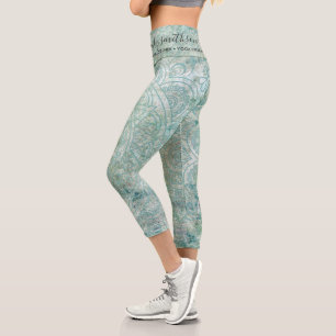Grünes Skript Mandala Spa Boho Spiritual Capri Leggings