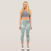 Grünes Skript Mandala Spa Boho Spiritual Capri Leggings (Vorderseite)