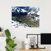 Grünes Tal nahe dem Schilthorn Poster (Heimbüro)