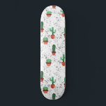 Grünes Terracotta-Kakteen-Spritzer-Muster Skateboard<br><div class="desc">Dieses moderne, niedliche und künstlerische Muster ist perfekt für die Sommersaison. Es ist mit einem handgemalten Aquarell-Grün, Terrakotta-Orange, Schwarz und Weiß-Kakteen-Sukkulentmuster ausgestattet. Es ist künstlerisch, trendig, cool und einzigartig.***WICHTIGE ANMERKUNG: Für individuelle Designanfragen wie z.B. passende Produktanfragen, Farbänderungen, Platzierungsänderungen oder andere Änderungswünsche klicken Sie bitte auf den Button "MESSAGE" oder senden...</div>