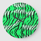 Grünes Tiger-Tierhaut-Musterdesign Große Wanduhr (Vorderseite)