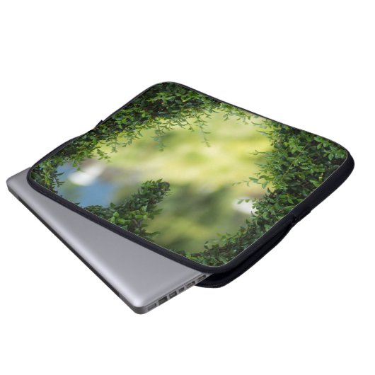 Grünes Topiary Heart Laptopschutzhülle (Vorne Knopf)