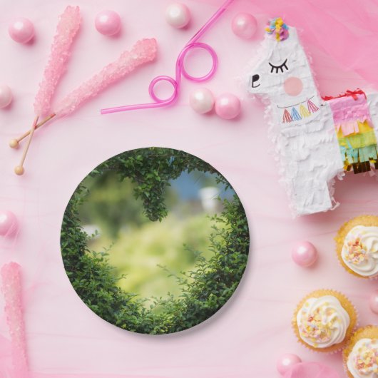 Grünes Topiary Heart Pappteller (Party)