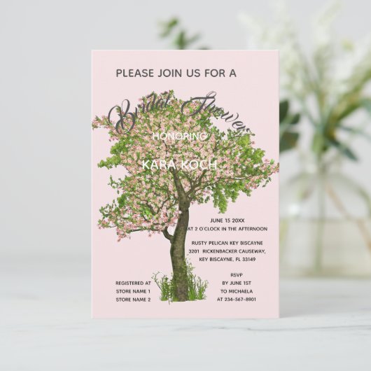 Grünes und blütendes Brautparty Einladung (Stehend Vorderseite)