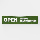 Grünes während des Baus geöffnet Banner (Horizontal)