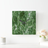 Grünes Wasser Quadratische Wanduhr (Zuhause)