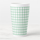 Grünes weißes Schachbrett Diamantmuster Milchtasse (Vorderseite)