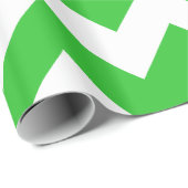 Grünes Zickzack Geschenkpapier (Rolleneckpunkt)