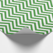 Grünes Zickzack Muster Zigzag Textur Geschenkpapier (Ecke)