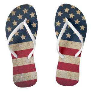Grunge-Amerikanische Flagge 4. Juli Badesandalen
