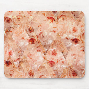 Grunge-Blumenmuster. Korallenroter Hintergrund.  Mousepad