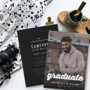 Grunge Bold Script Simple Foto Graduation Party Einladung