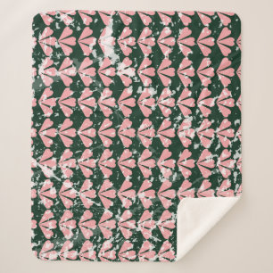 Grunge Herzen und Blume Muster. Sherpadecke