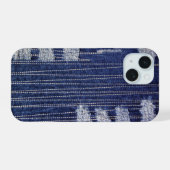 Grunge Indigo Denim mit dekorativem Stitching iPhone 15 Hülle (Rückseite (Horizontal))