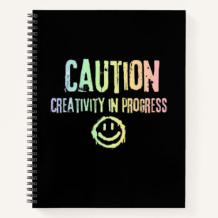 Grunge Kreativität in Progress-Künstler Notizblock