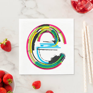 Grunge-Letter E-Alphabet Fette Farbige Typografie Serviette