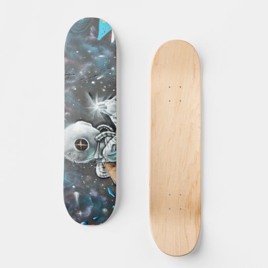 Grunge Modern Space Astronaut Street Art Skateboard (Vorderseite)