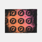 Grunge Oaster Bunny Fleecedecke (Vorderseite (Horizontal))