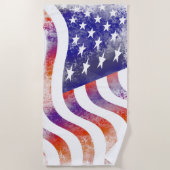 Grunge patriotische fließende amerikanische Flagge Strandtuch (Vorderseite)