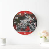 Grunge Phantom Motorcycle Rider Große Wanduhr (Zuhause)