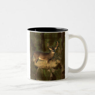 Grunge-Rotwild und Camoflage Tasse