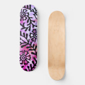 Grunge Sassy Pink Lila Blumenskizze Skateboard (Vorderseite)