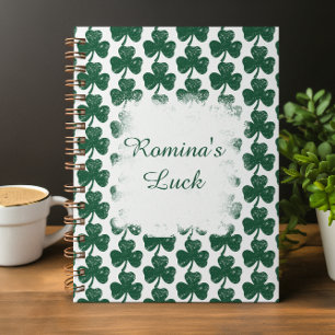 Grunge-Style Irish Clover personalisiert Notizblock