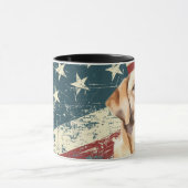 Grunge USA Flag Yellow Labrador Retriever Tasse (Zentrum)