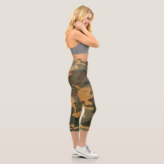 Grunged Green Camouflage Capri Leggings