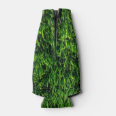 Grüngrastextur aus einem Fußballfeld Flaschenkühler (Rückseite)