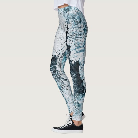 Grungy denim leggings (Links)