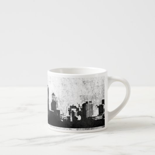 Grungy Stadthintergrund in Schwarzweiss Espressotasse (Rechts)