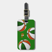 Grünorange Basketballfarben mit Monogramm Gepäckanhänger (Vorderseite vertikal)