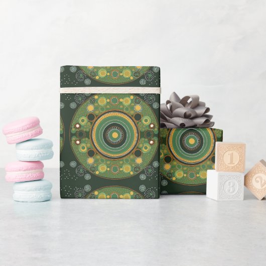 Grünpapier im Stil der Aborigine-Kunst Geschenkpapier (Babyparty)
