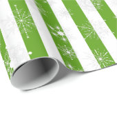 Grünstreifen und Schneeflocken Geschenkpapier (Rolleneckpunkt)